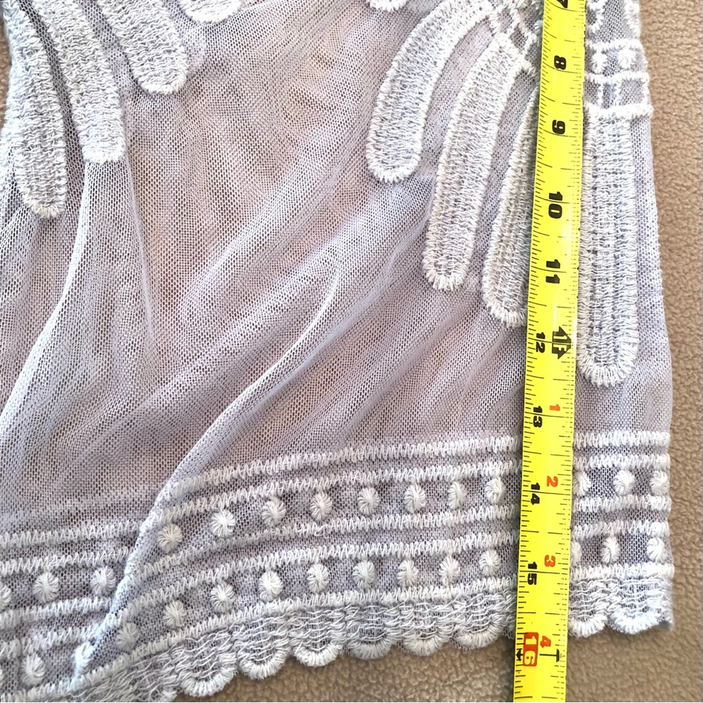 Lace Swim Coverup Ombré Style - Picture 9 of 11